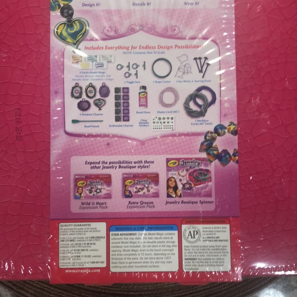 Crayola Jewelry Boutique - Picture 5 of 7